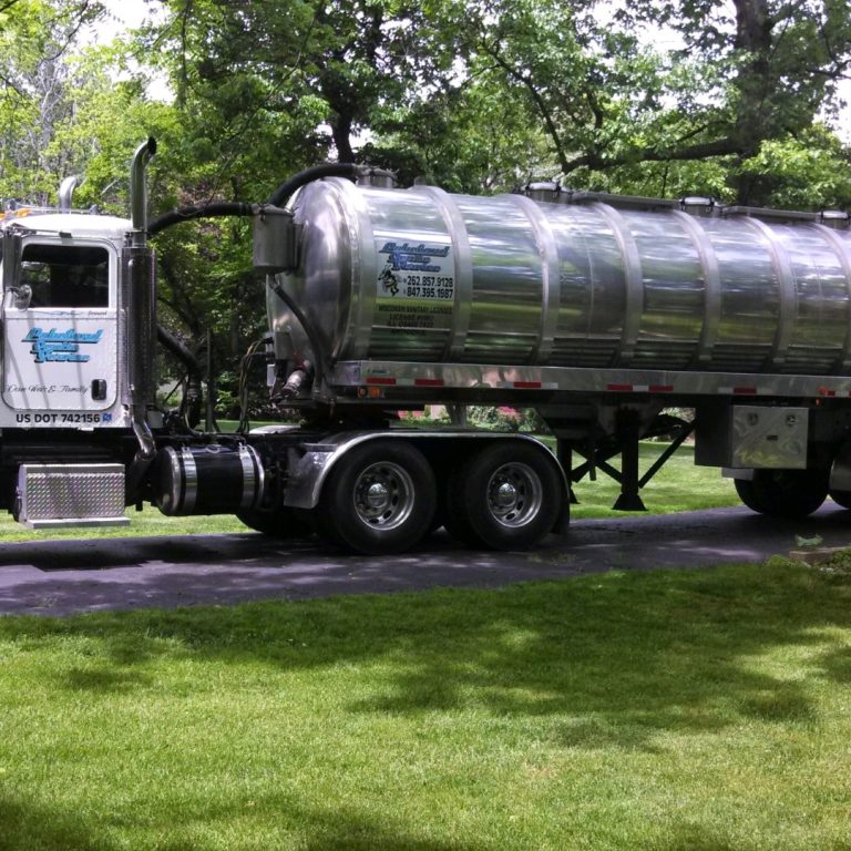 septic tank pumping in Wadsworth, septic service Wisconsin, residential septic pumping